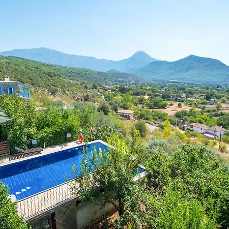 Belen Sleeps 6 With Pool Air Con And Wifi וילה